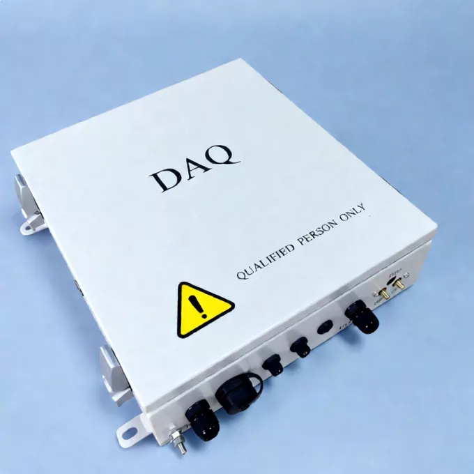 Fotovoltaikus modul kommunikációs doboz